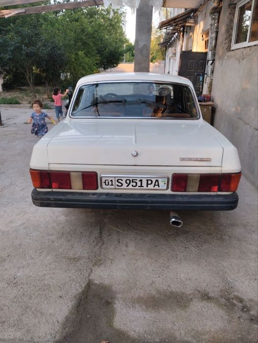 Газ 31029 волга срочно сотилади.