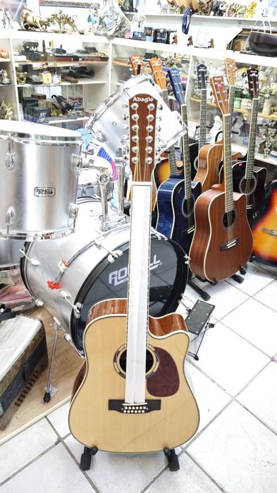 Гитара 12ти струнная продам