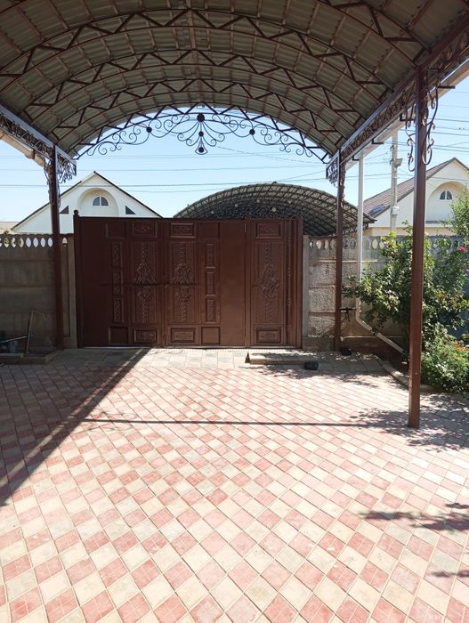 Продается добротный дом из 6 ком. В районе Тайвань