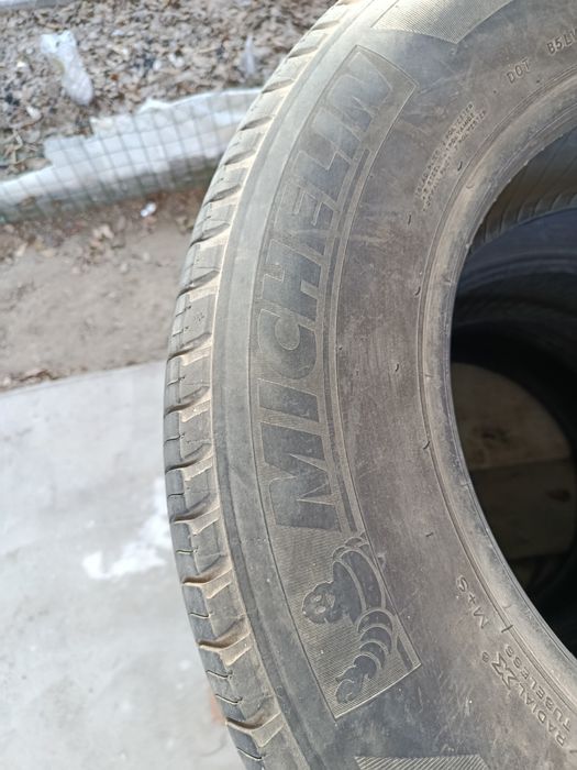 Резина 265/65/17 бу