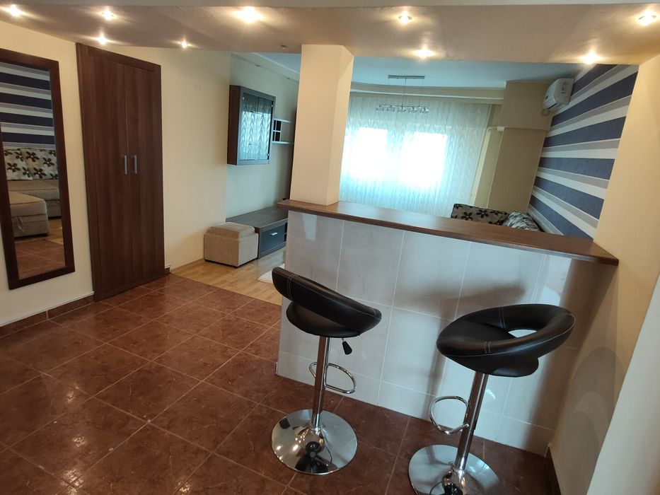 Apartament 3 camere Crangasi 6/10 Vedere Superbă Parc 8 min de Metrou și Piata