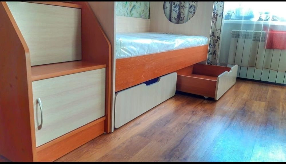 Продам детскую кровать