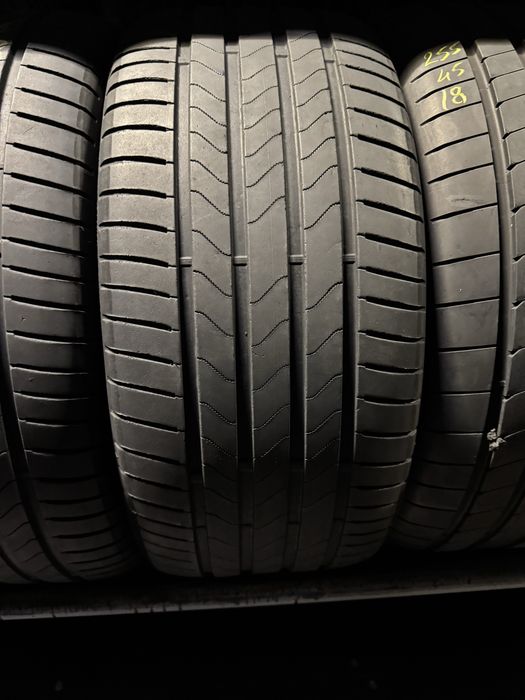 Anvelope 255/45/18 Bridgestone