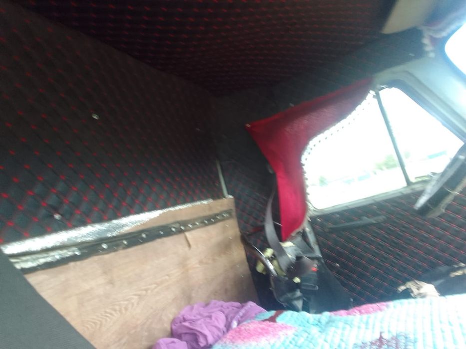 Уаз 3303 бортовой 2.7млн.