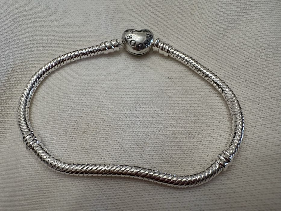 Bratara Pandora moments noua 17 cm