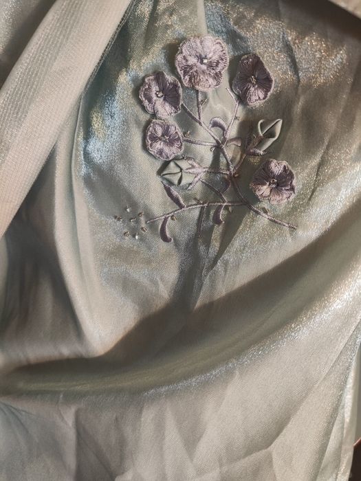 Бална/официална/абитуриентска рокля в нежно синьо