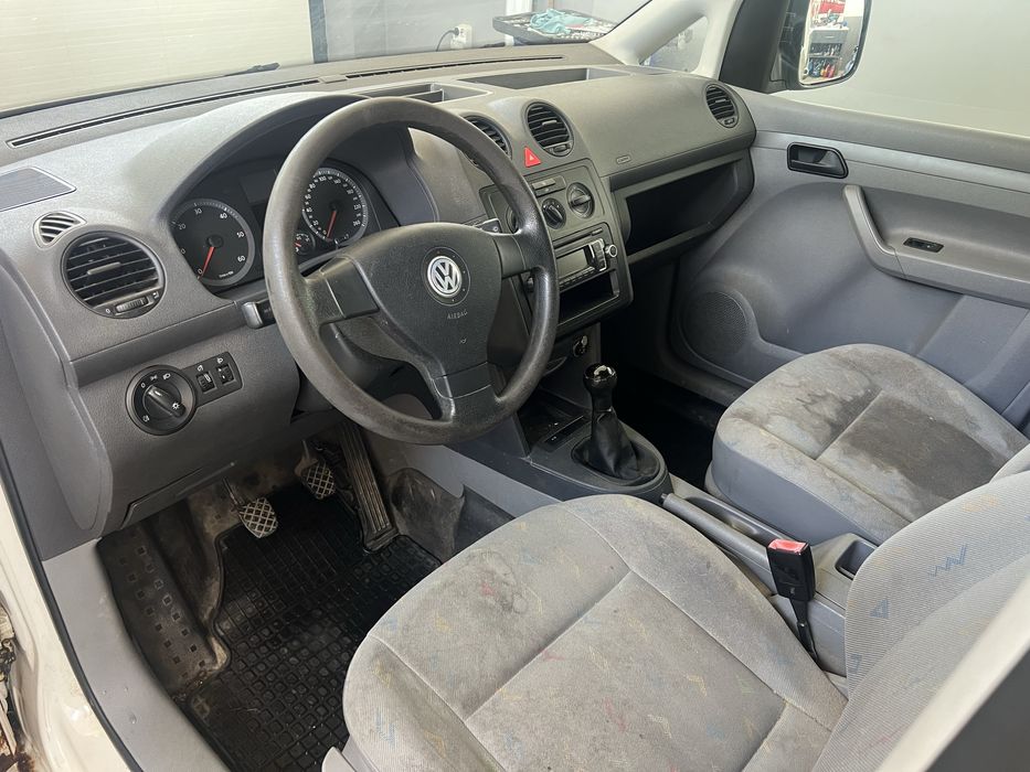 VW CADDY 1.9TDi BLS На части