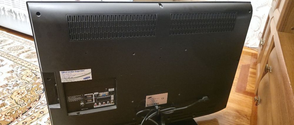 Samsung 32 " не смарт