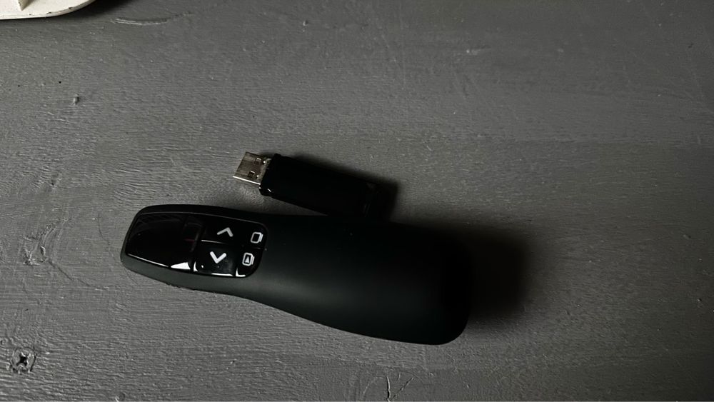 Офисный pointer для презентации