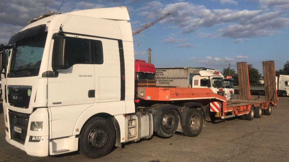 Transport trailer utilaje agricole /constructii. Transport agabaritic.