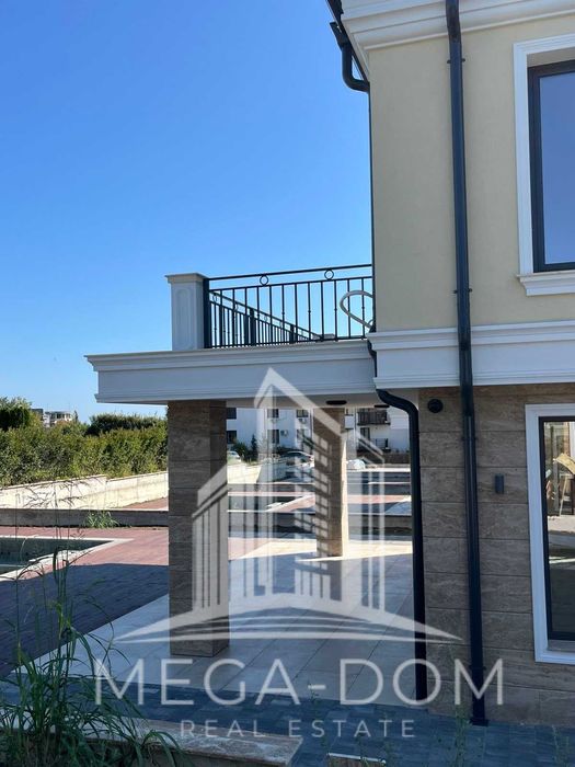 Продава се Къща в с. Лозенец, Област Бургас - 270 кв.м за 2778 €/кв.м - Снимка #1