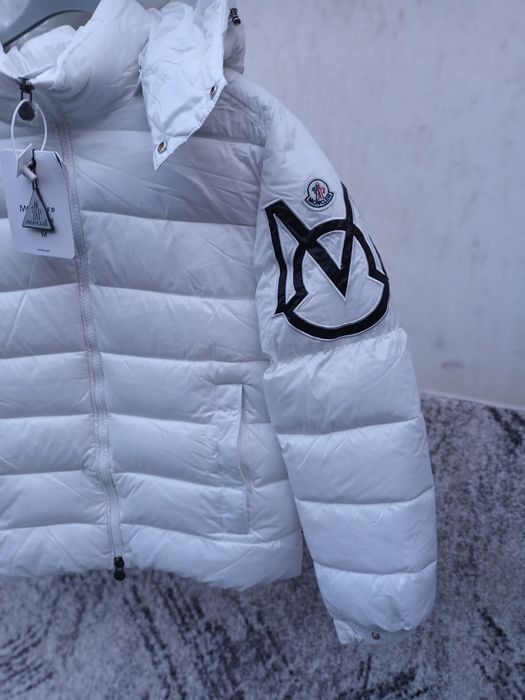 Geaca alba scurta iarna