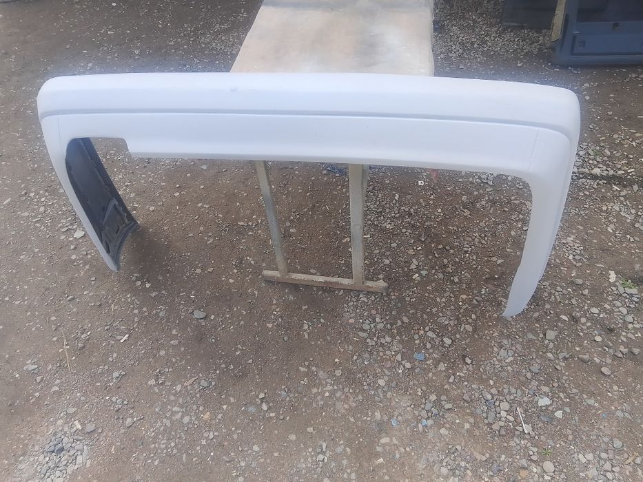 Бампер на мерседес