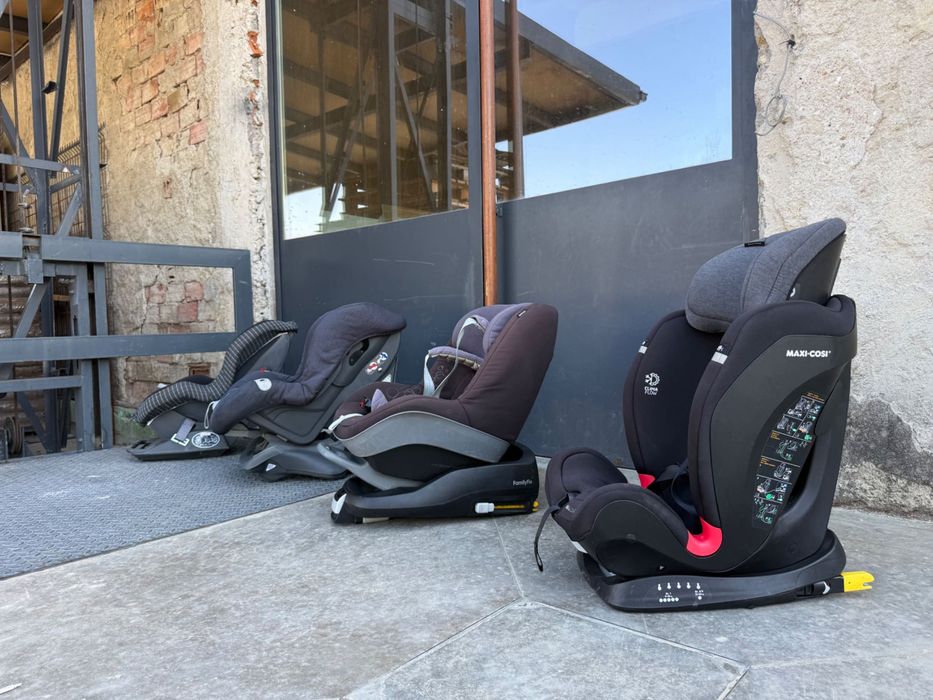 Детски столчета за кола Britax и Maxi-Cosi