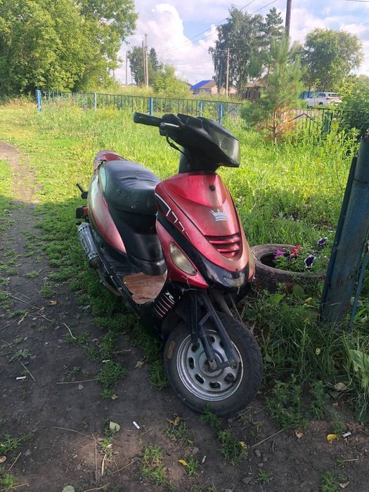 Продам скутер Racer