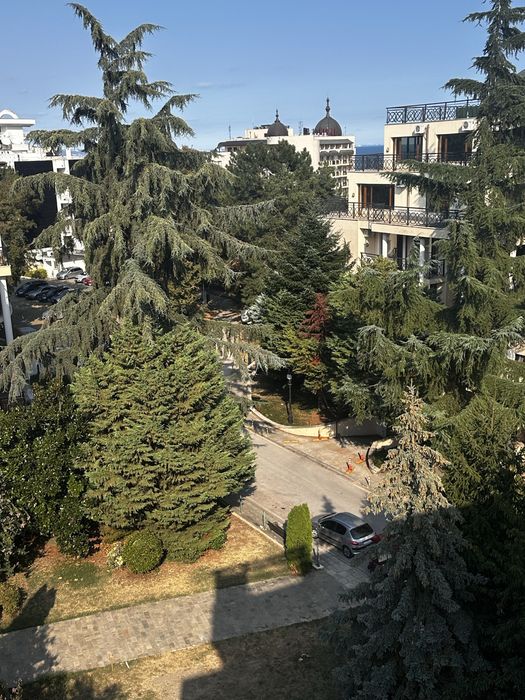 Продава се Тристаен апартамент в Варна, Бриз - 127 кв.м за 17 €/кв.м - Снимка #8