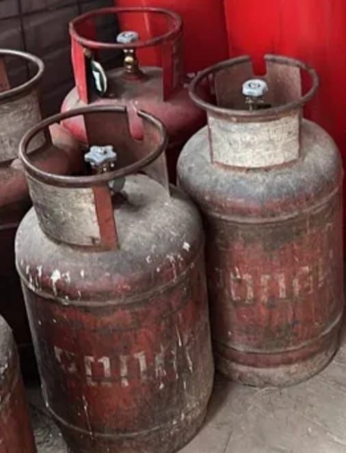 газ баллон  2 штуки б у