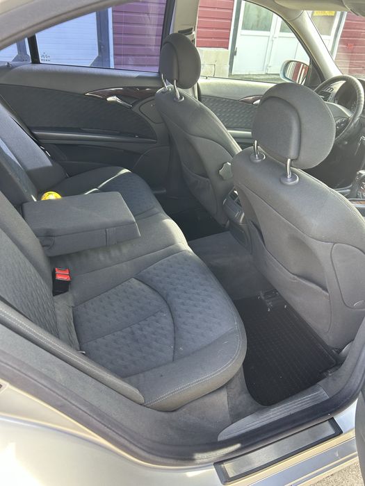 Мерседес W211 ..