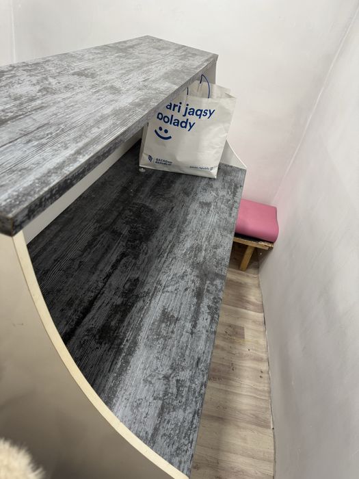 Продам Рецепшн . Срочно. Торг