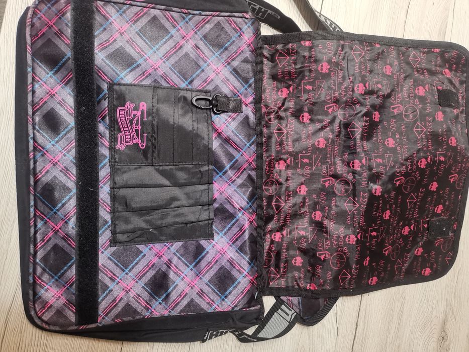 Детска спортна чанта за училище