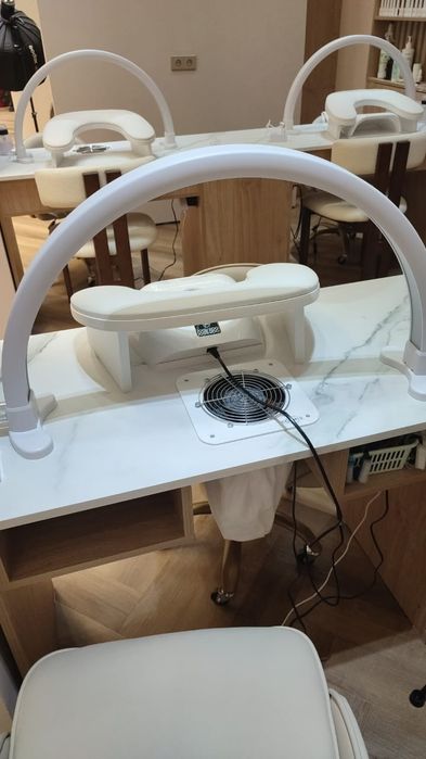 Продается лампа для маникюра