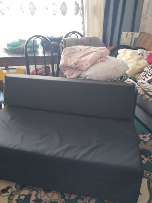 Продам маленькую диванчик