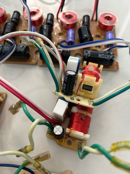 Vând filtre Crossover Canton Kenwood Teufel