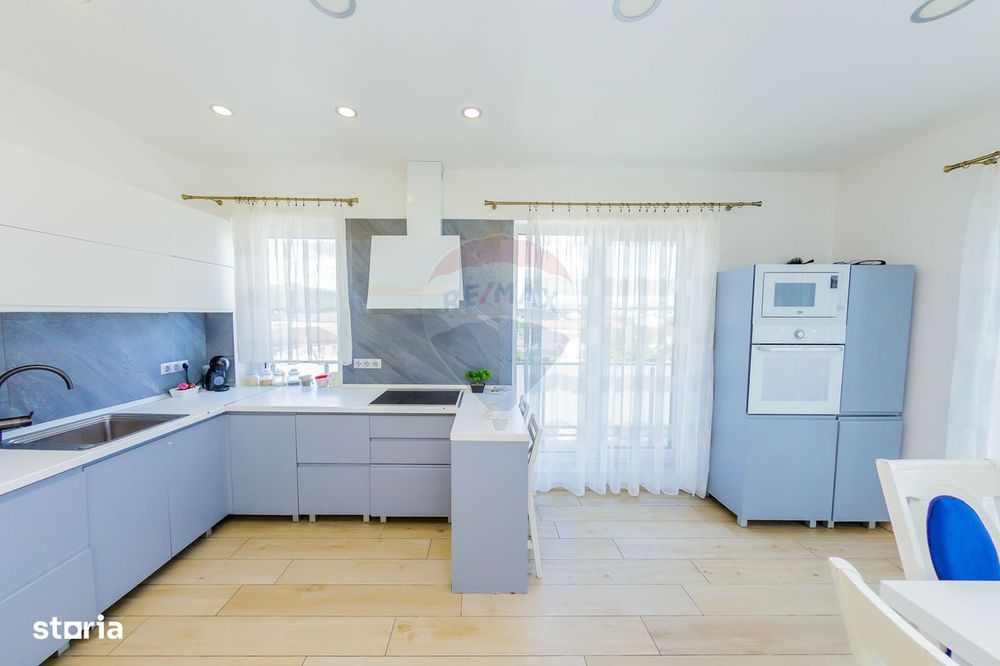 Penthouse exclusivist 186 M2C de vânzare în zona Centrală BAIA MARE