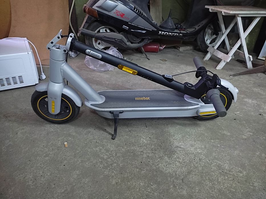 Электросамокат NINEBOT MAX G30 LP