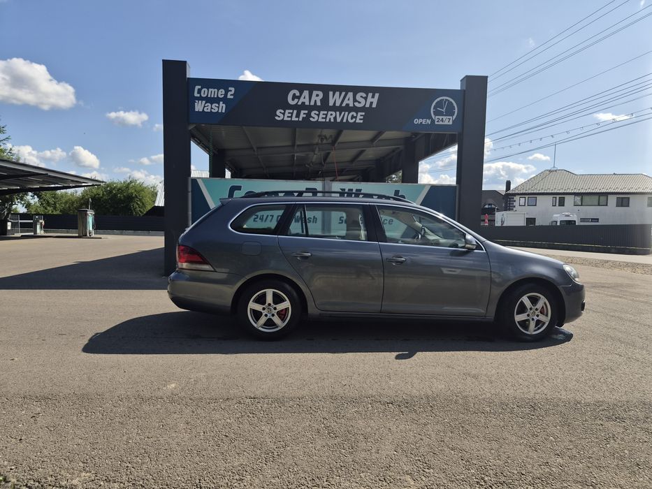 Volkswagen Golf 2010 diesel, 3.773 € — imagine 3