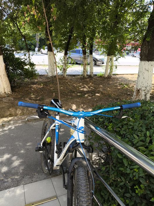 Велосипед Giant revel 1