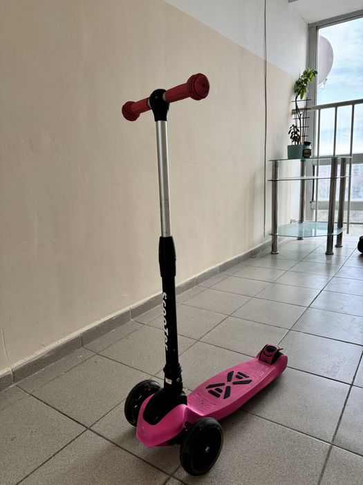 Детский самокат за 5тт