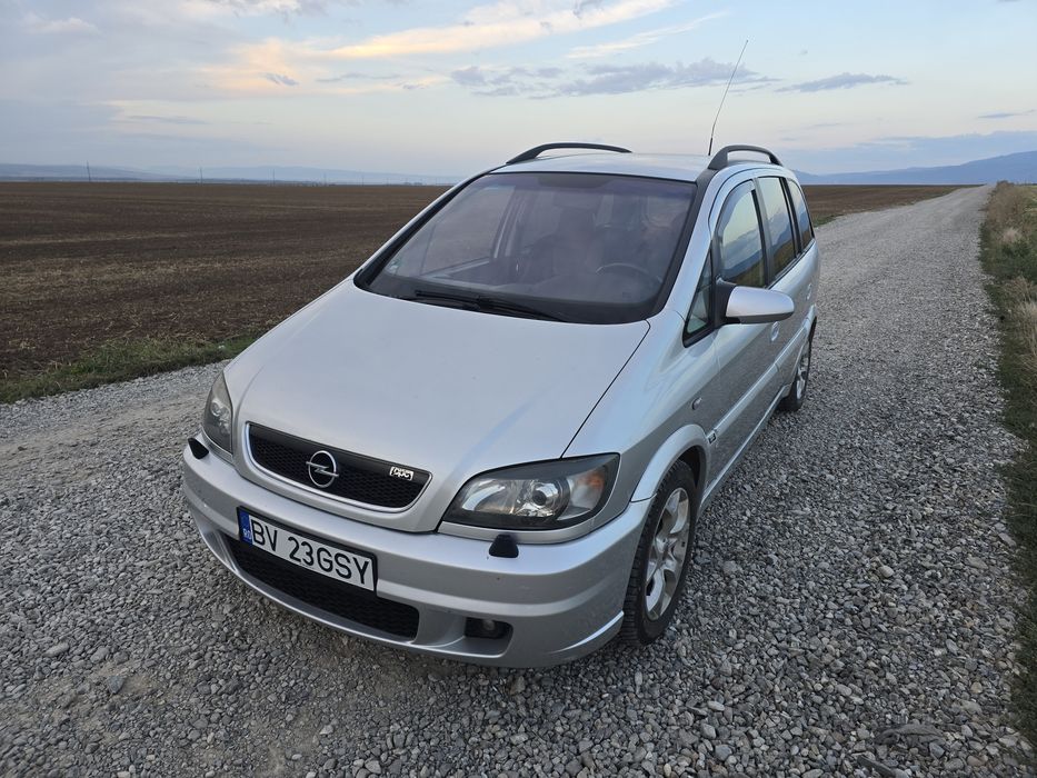Opel Zafira A OPC