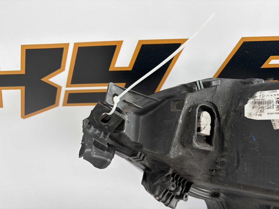 Far dreapta halogen Renault Megane 4 dupa 2015 cod 90089406