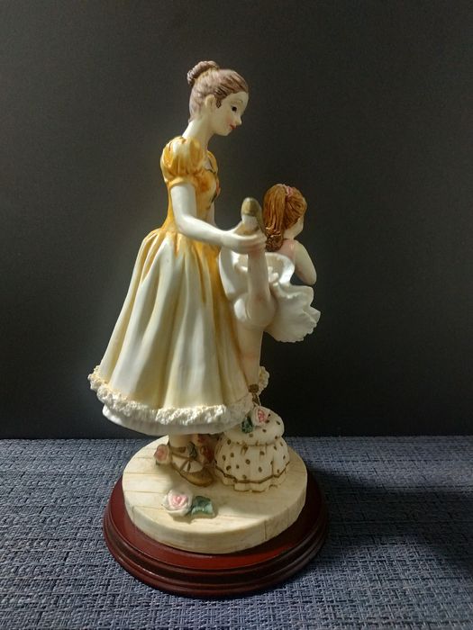 Статуэтка "Урок балета"