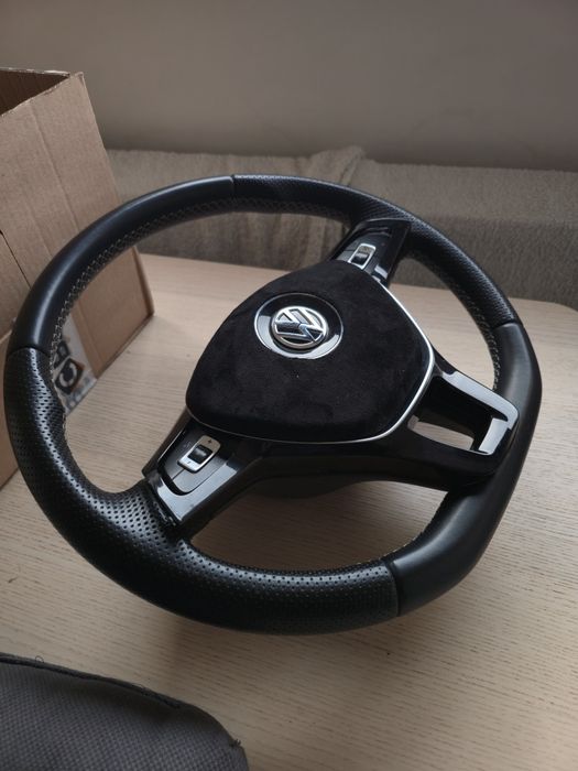 Volan VW Passat Golf 7 pt retrofit  nou piele nappa perforata plus alcantara airbag