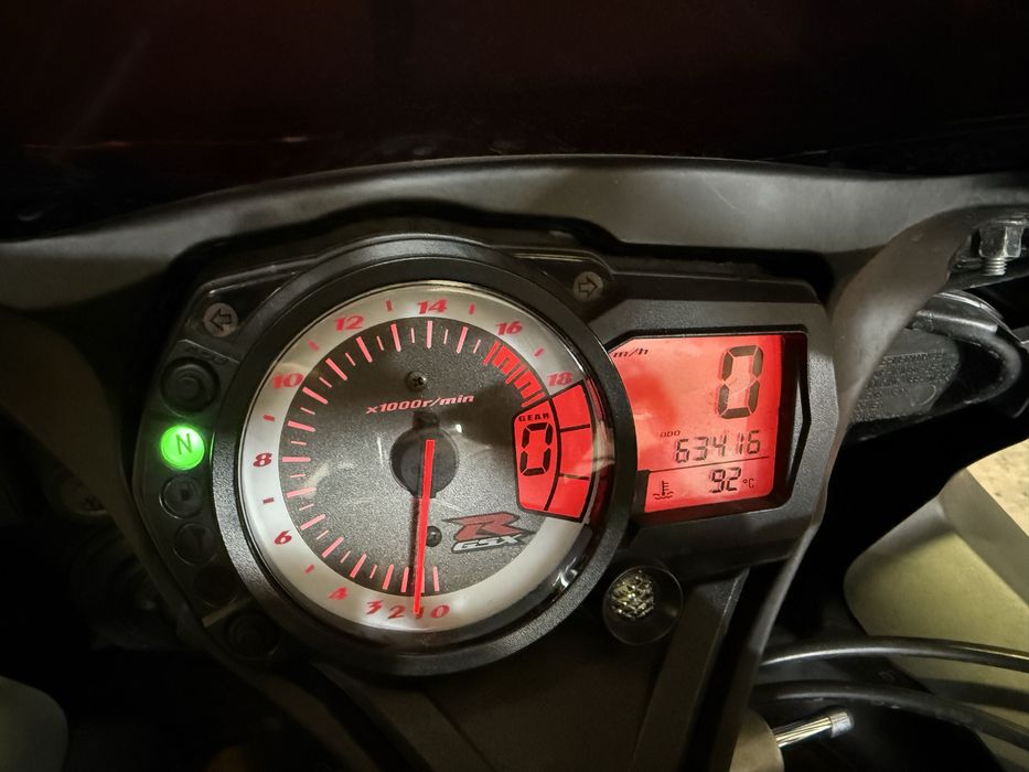 Suzuki Gsx-R 600 (125cp-K9)