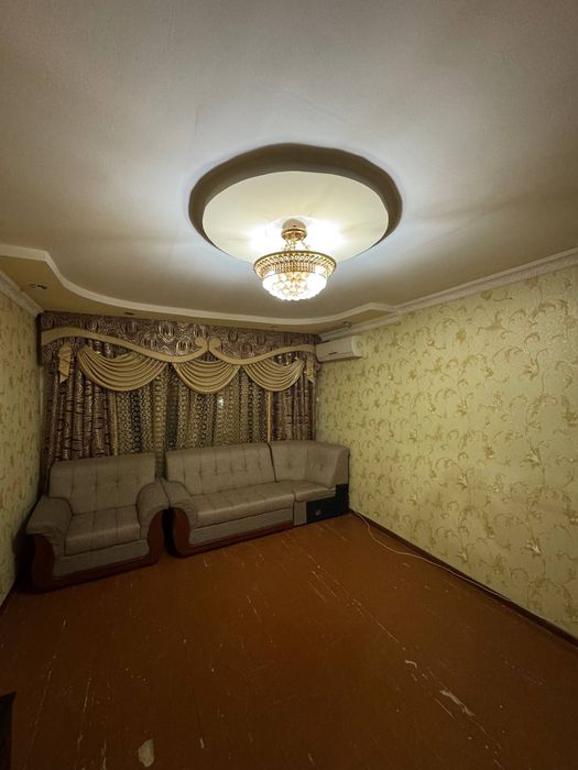 Октяабирь 3х срочно сдаётся