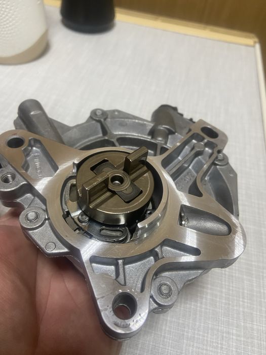 Pompa Vaccum Ford Mondeo MK5 2.0