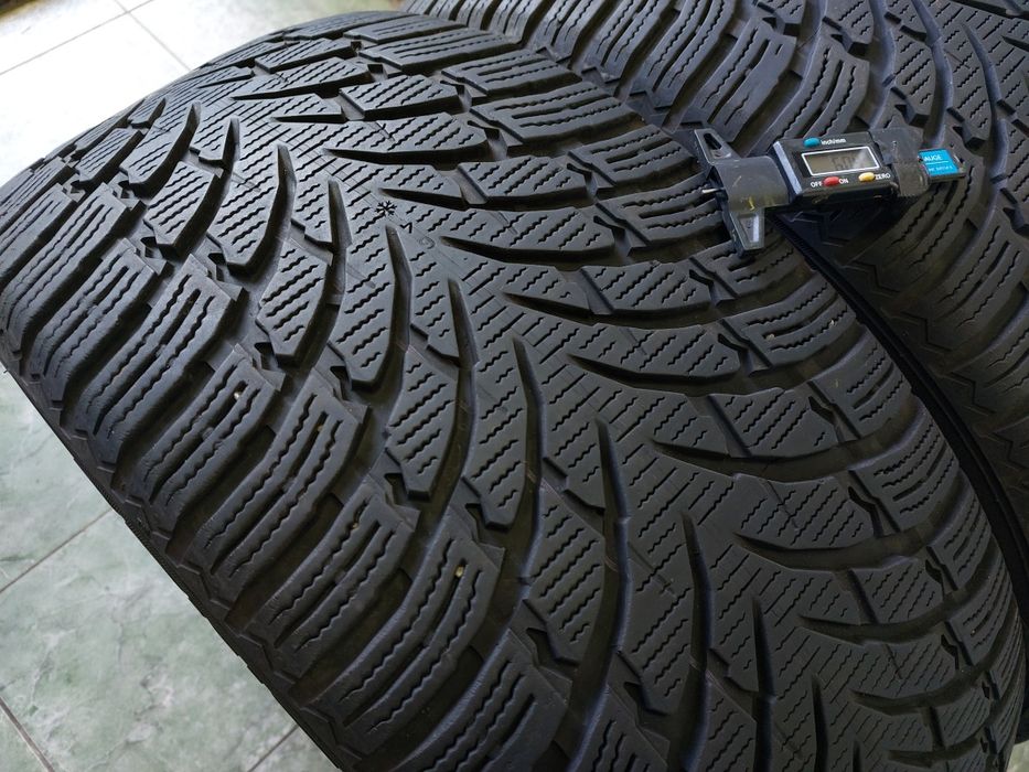 Anvelope desperecheate 255/45 R19 Nokian și 225/40 R19 Continental RFT