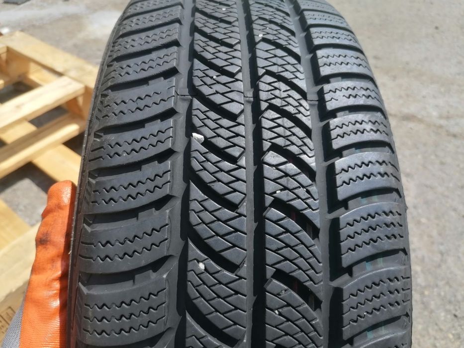 195/60/16 С Континентал ДОТ 2013 г