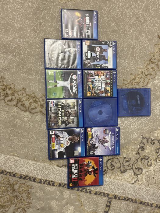 Playstation 4 slim