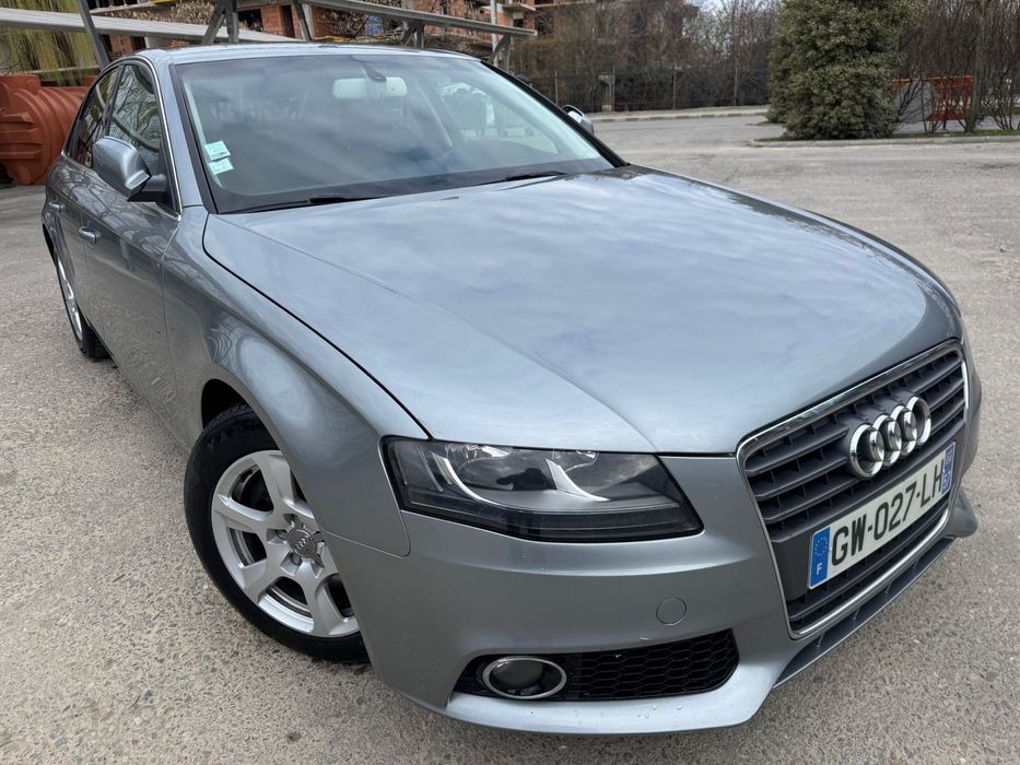 Audi A4 B8 2012 2.0 143cp/km reali(facturi invludiv distributie) fara daune