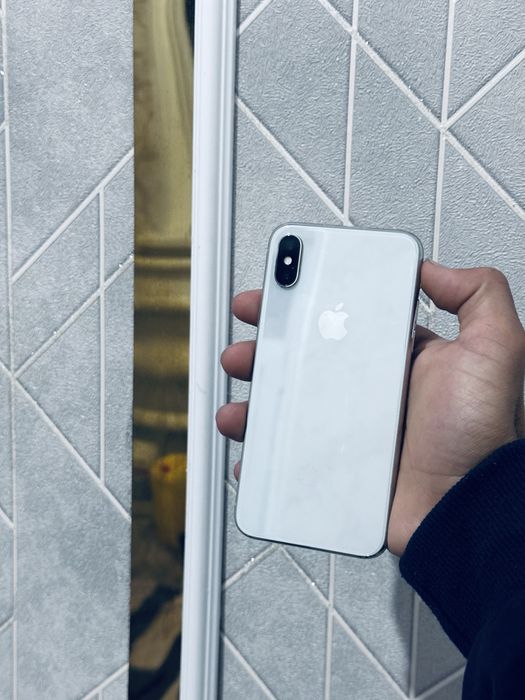 iPhone продается в идеальном состоянии