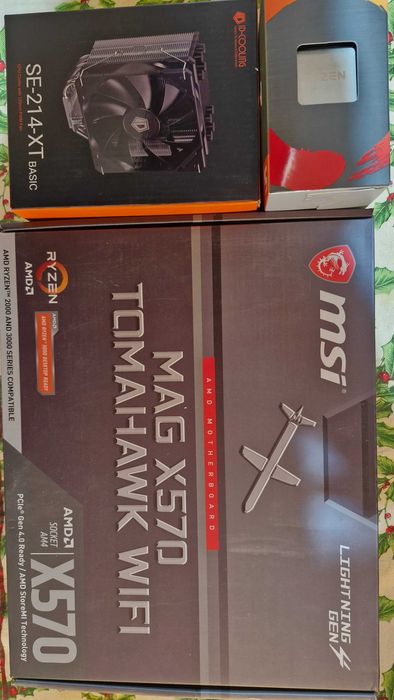 CPU AMD 5600x, Mobo MSI Tomahawk WiFi x570, optional 32 GB RAM (cutie)