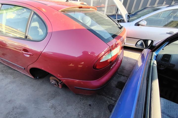 Usa / Portiera spate stanga Seat Leon 2001 1.9 TD MT (110 hp)