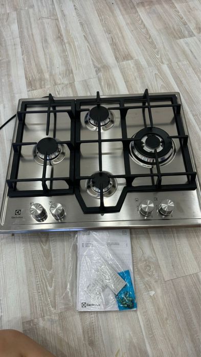 Варочная поверхность новая