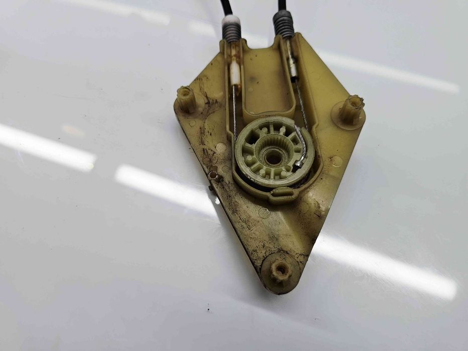 Macara electrica geam dreapta spate Renault Megane 3 (B95) [Fabr 2008-