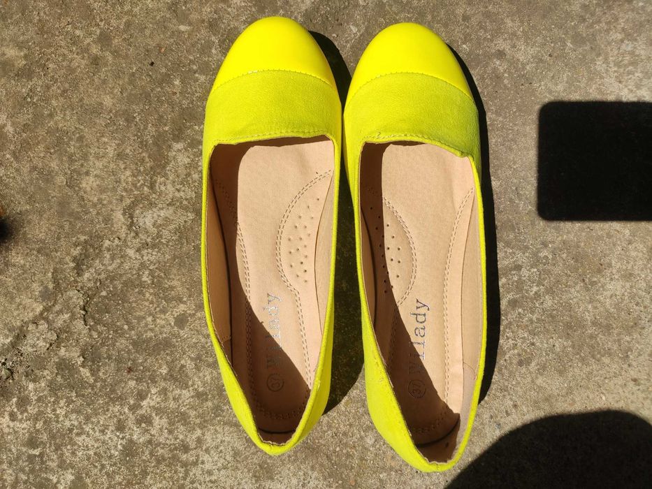 Дамски обувки нови