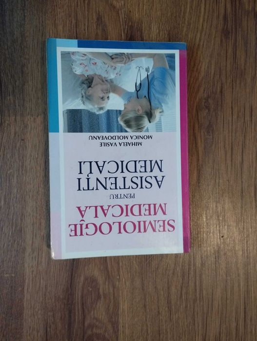 Pachet 12 cărți de specialitate pentru viitorii asistenți medicali